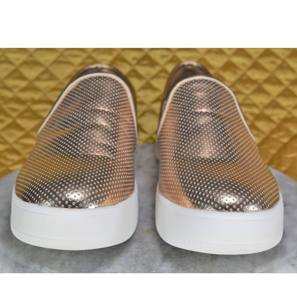 SOLD  STEVE MADDEN Gracy Rose Gold Sneakers 8.5 - Picture 3 of 8